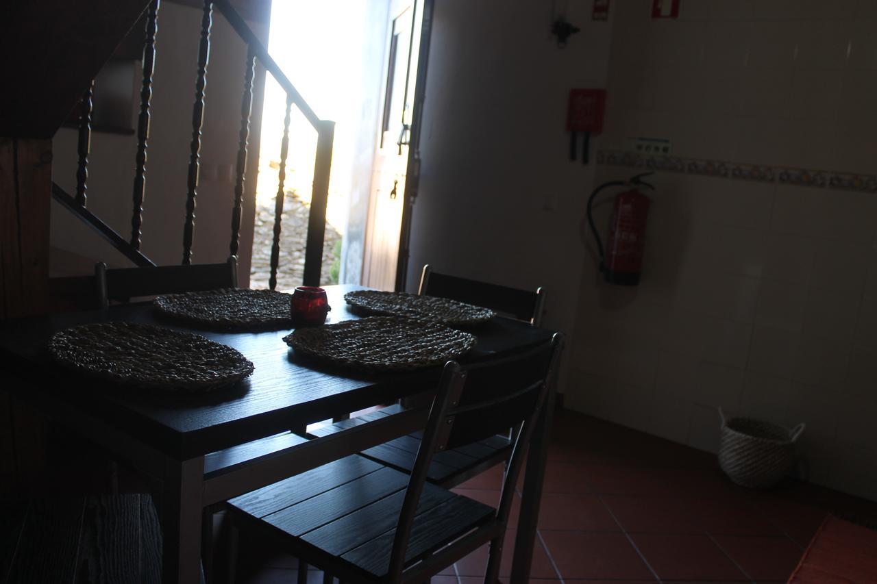 Refugio Da Vila モンサラズ エクステリア 写真